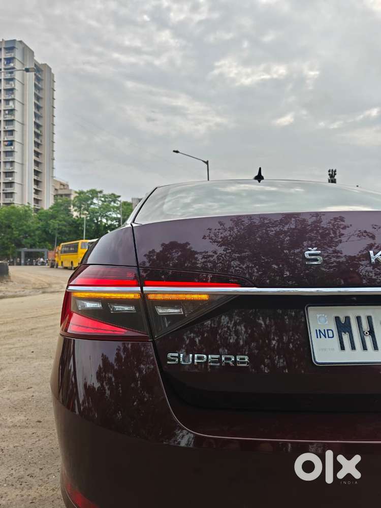 Skoda Superb 2.0 L&k Tsi At, 2024, Petrol