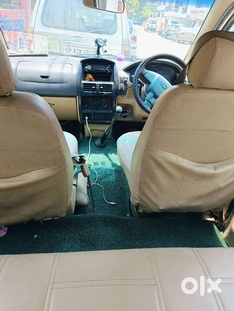 Chevrolet Tavera Neo 2013 Diesel 180000 Km Driven