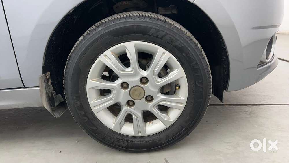 Tata Tiago Xza, 2018, Petrol