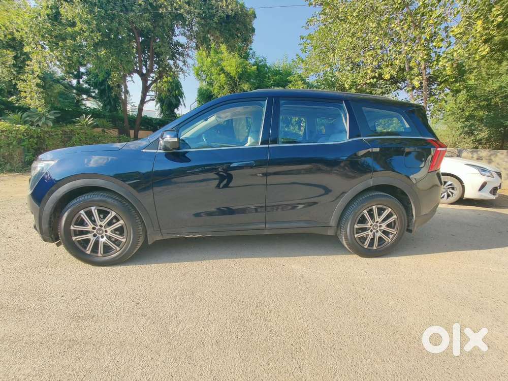 Mahindra Xuv700 2.2 Ax 7 Diesel Mt Luxury Pack Str, 2022, Diesel