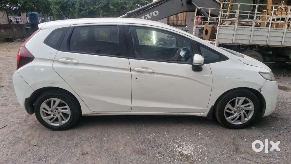 Honda Jazz 2016 Diesel Well Maintained