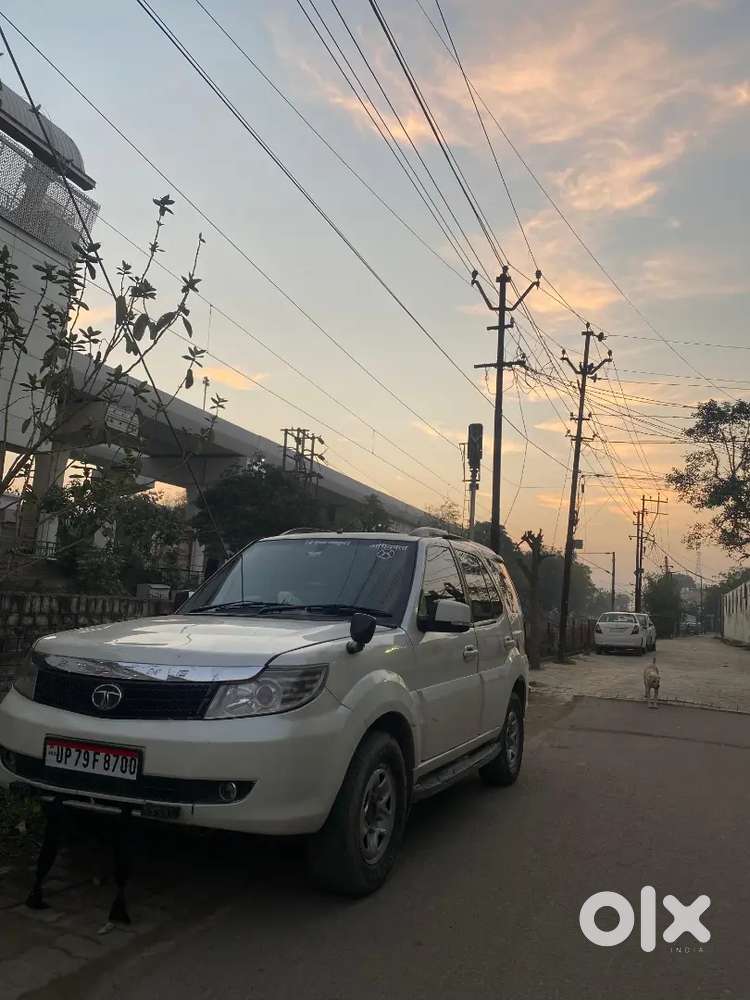 Tata Safari Storme 2014 Diesel 100000 Km Driven