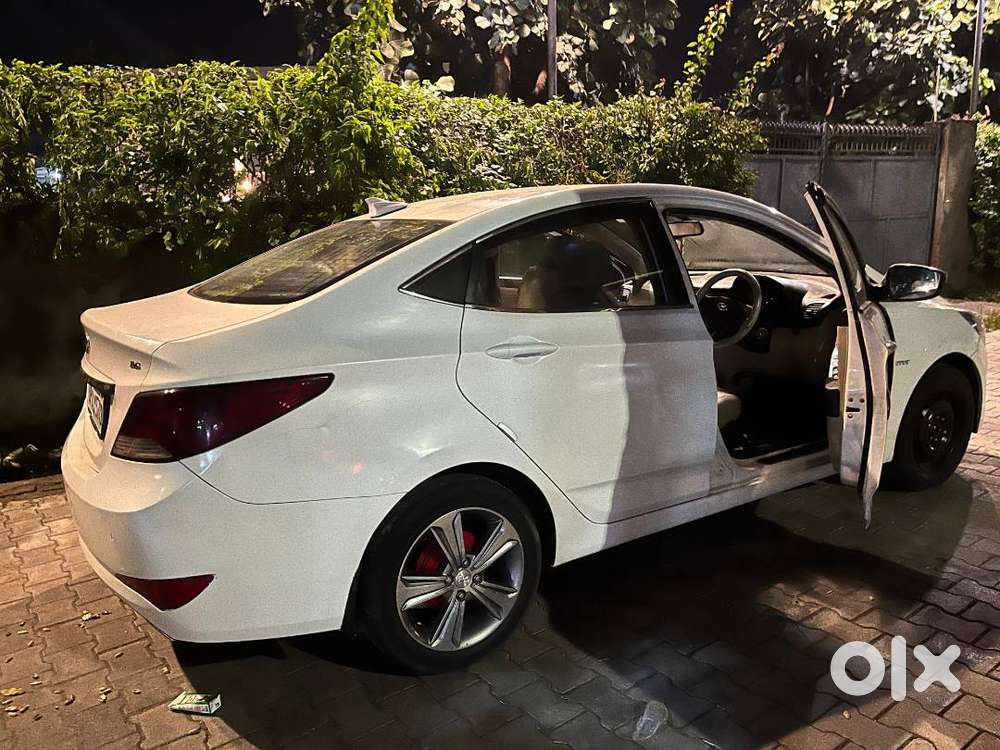 I'm Selling My Neat And Clean Verna 2016