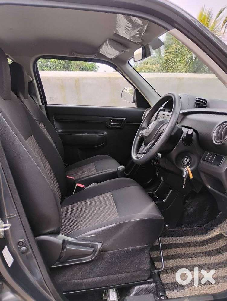Maruti Suzuki S-presso Vxi At, 2020, Petrol