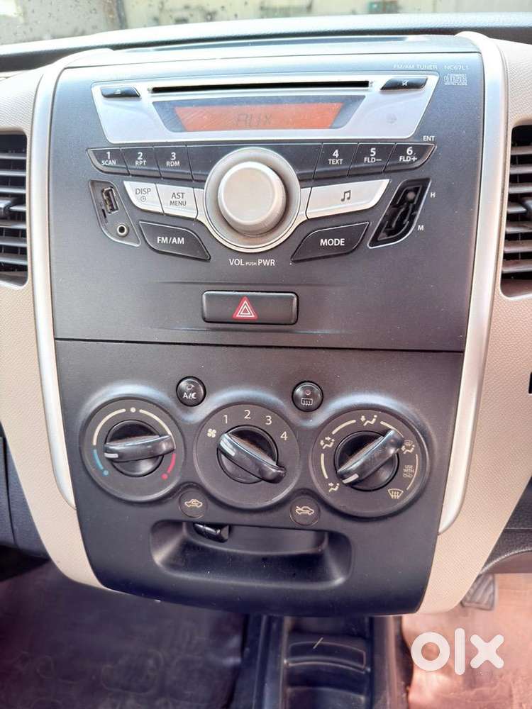 Well Mentained Car With Electric Side Mirrors And Windows