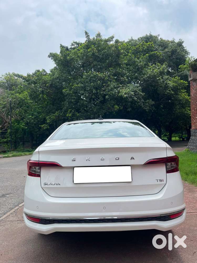 Skoda Slavia 1.5 Tsi Style At, 2023, Petrol
