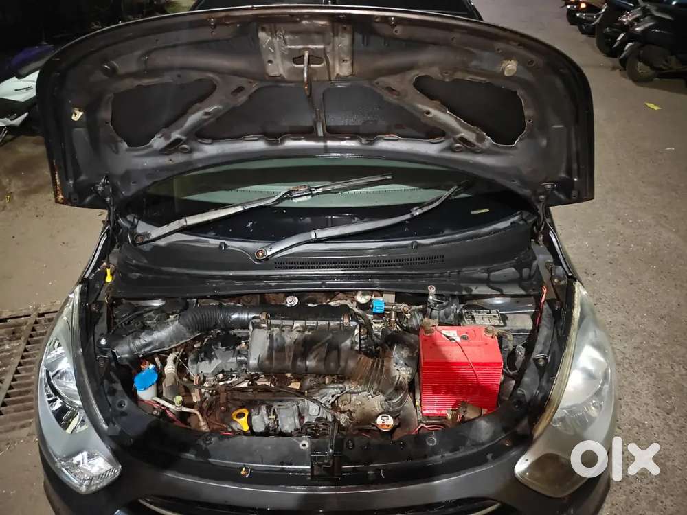 Hyundai I10 Sportz 2011 Cng + Petrol Manual