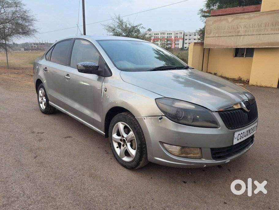Skoda Rapid 1.5 Tdi Cr Elegance Plus, 2012, Diesel