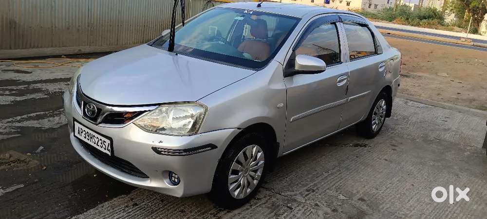 Toyota Etios 2015 Diesel 242900 Km Driven