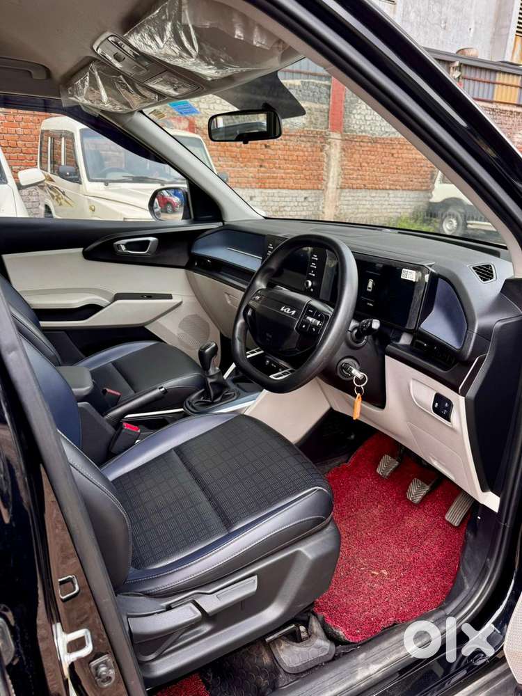 Kia Carens Clavis G 1.5 6mt Hte(o) 7-seater, 2025, Petrol