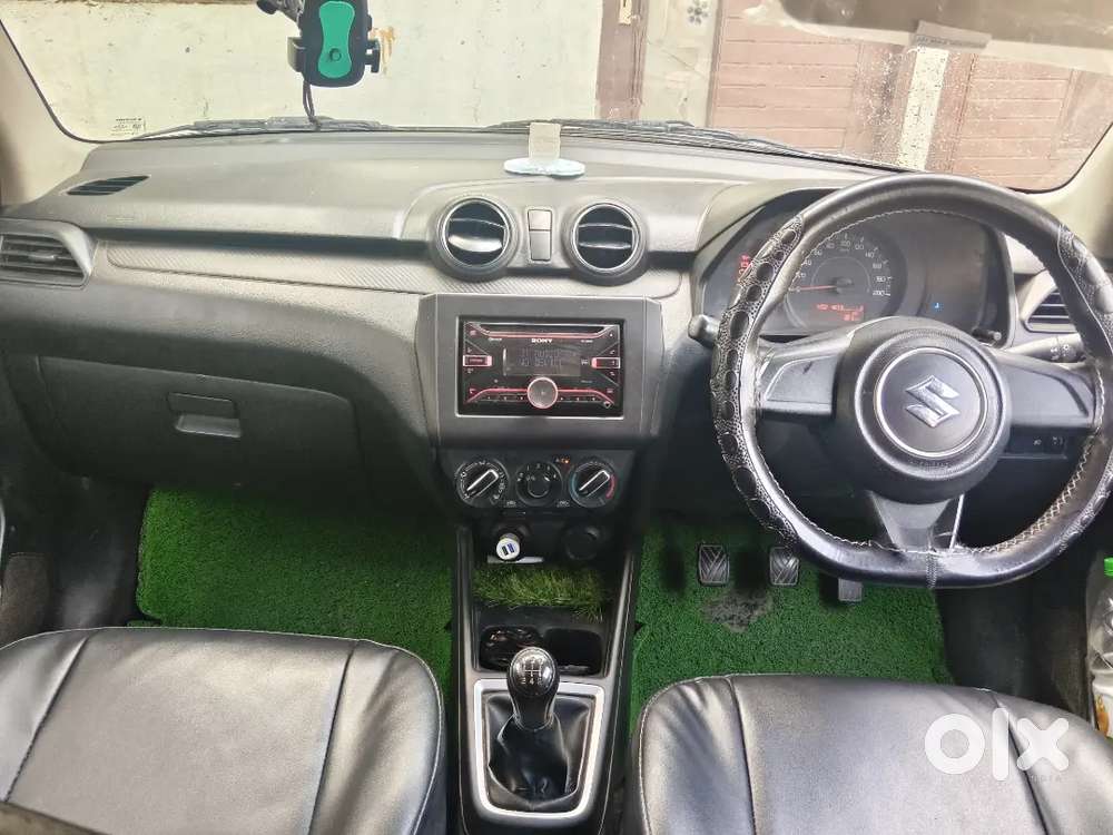 Maruti Suzuki Swift 2019 Petrol 70000 Km Driven