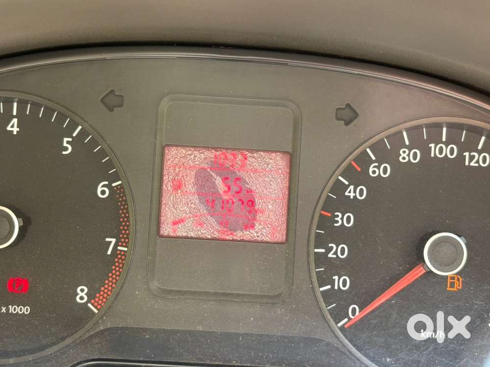 2013 Vento Petrol -urgent Sale