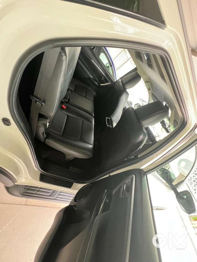 Toyota Fortuner 2024 Diesel 15400 Km Driven