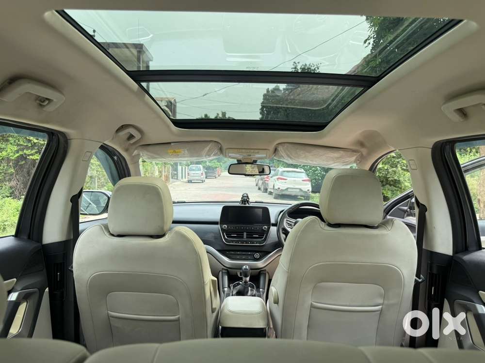 2021 Tata Safari Diesel Manual