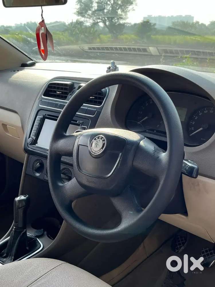 Skoda Rapid 2012