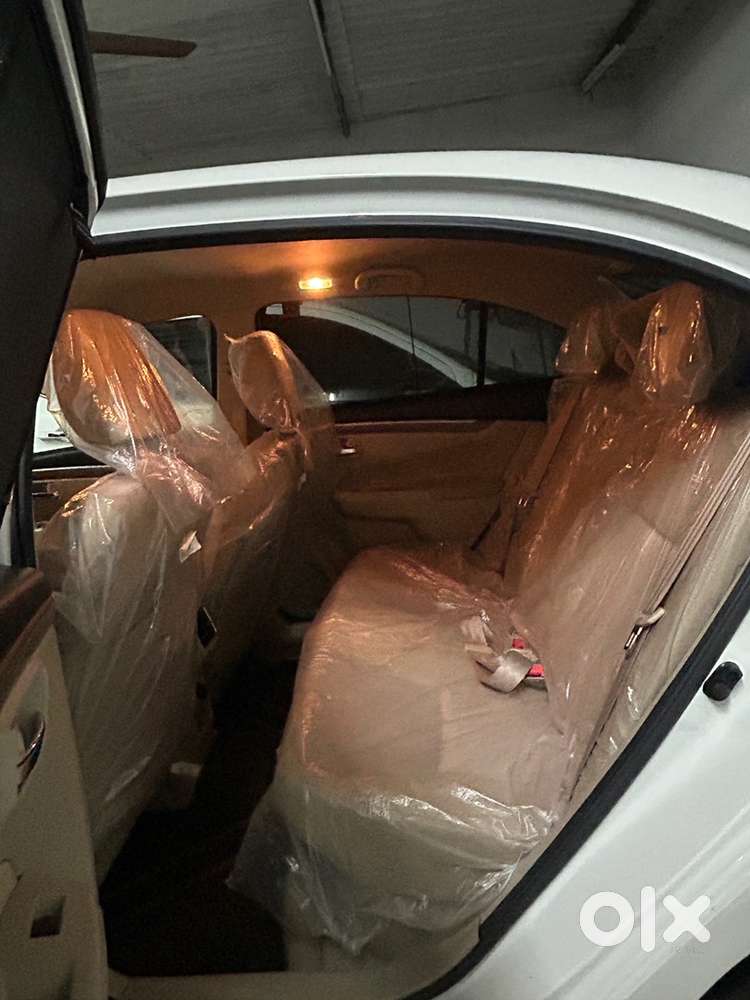 Maruti Suzuki Ciaz White Petrol Zeta Smart Hybrids