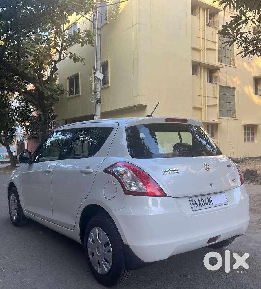 Maruti Suzuki Swift 1.2 Vxi (o), 2012, Petrol