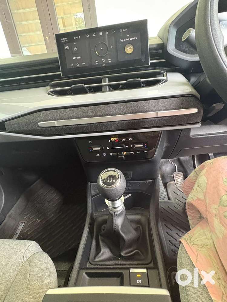 Tata Sierra Pure Plus Petrol Manual 2026