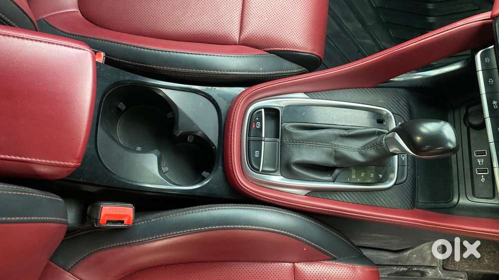 Mg Astor 1.5 Savvy Cvt S Red, 2022, Petrol