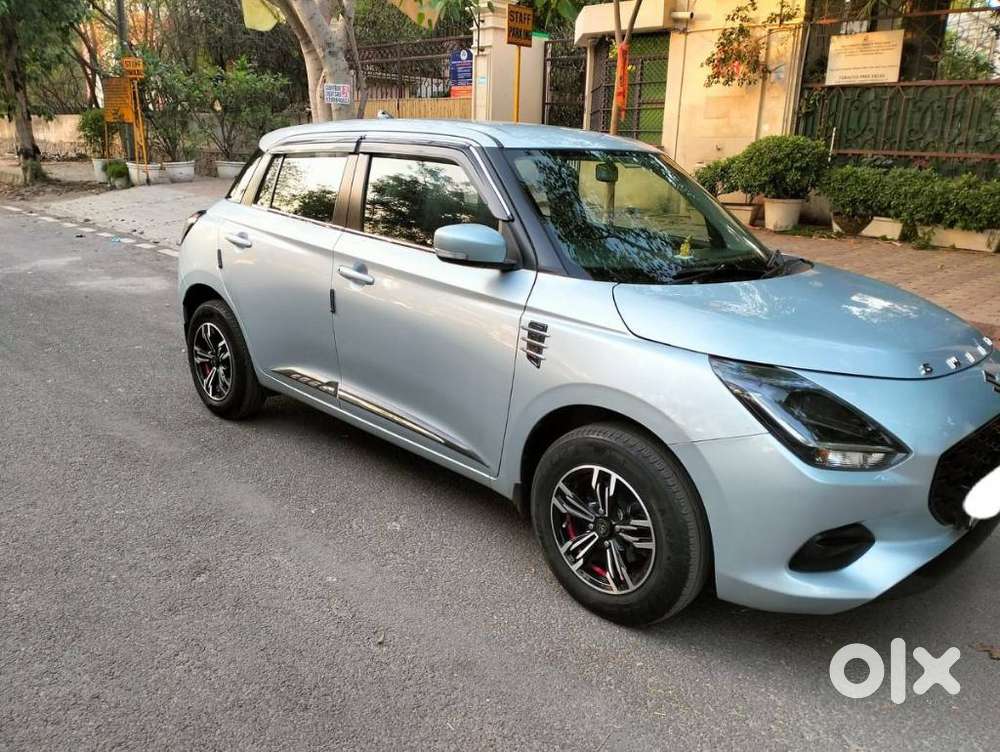 Maruti Suzuki Swift Vxi + Manual, 2024, Petrol