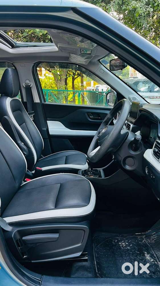 Tata Punch Accomplished Dazzle Amt Sunroof, 2023, Petrol