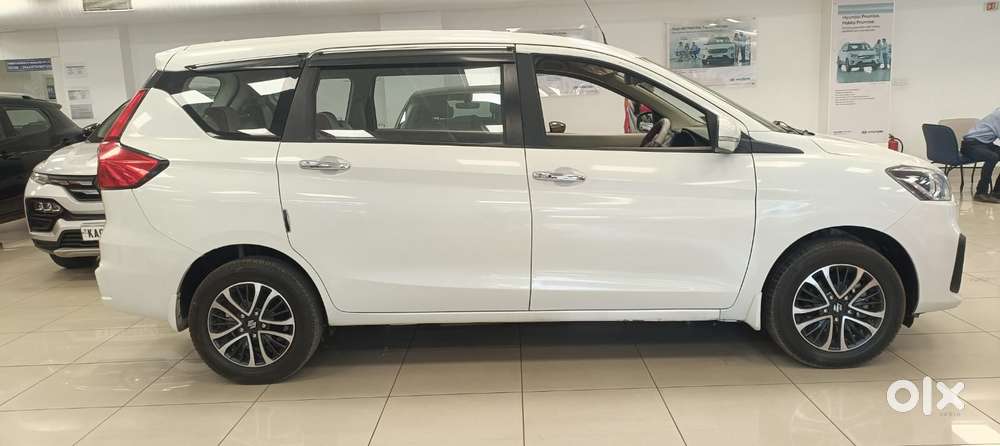 Maruti Suzuki Ertiga Zxi At Petrol, 2022, Petrol