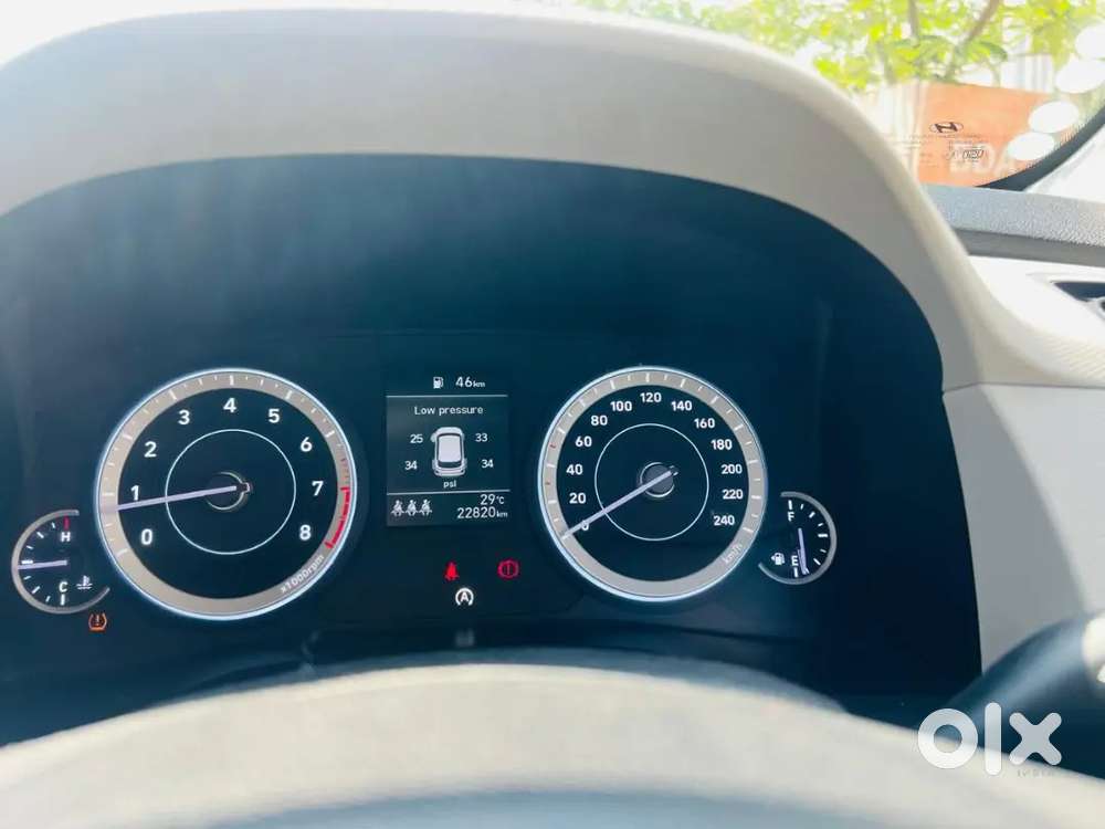 Hyundai Creta Petrol 2023 27500km Driven