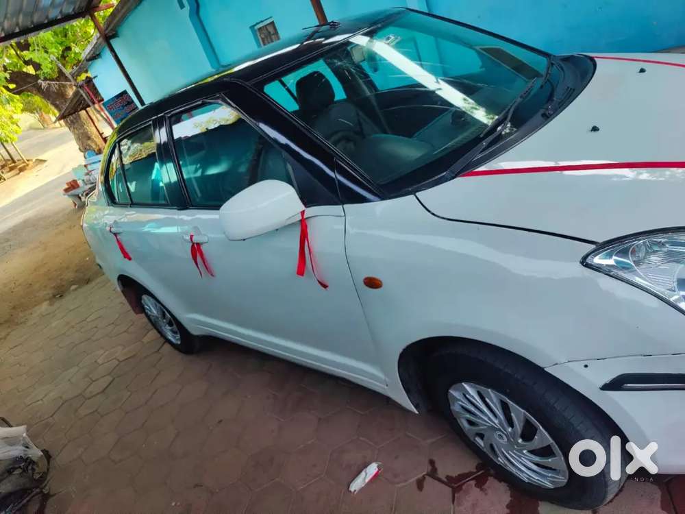 Maruti Suzuki Dzire 2015 Diesel 65000 Km Driven 25+ Mailage