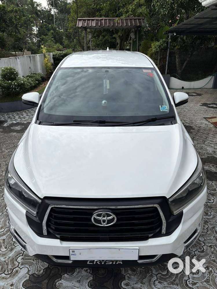 Toyota Innova Crysta 2019 Diesel 140000 Km Driven