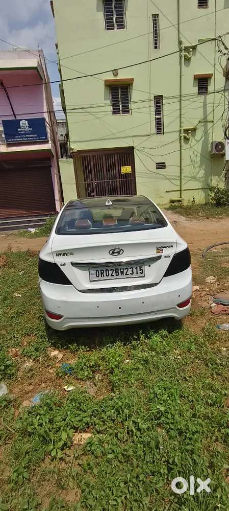 Hyundai Verna 2012 Diesel 910000 Km Driven