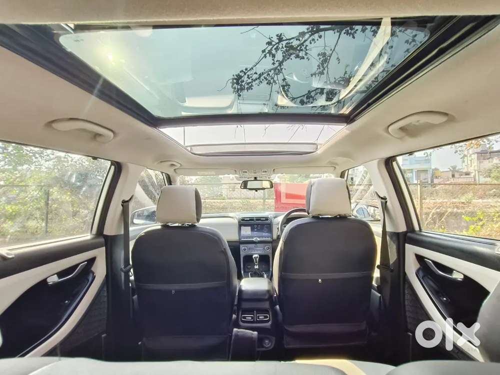 Hyundai New Creta Sunroof Top Hand