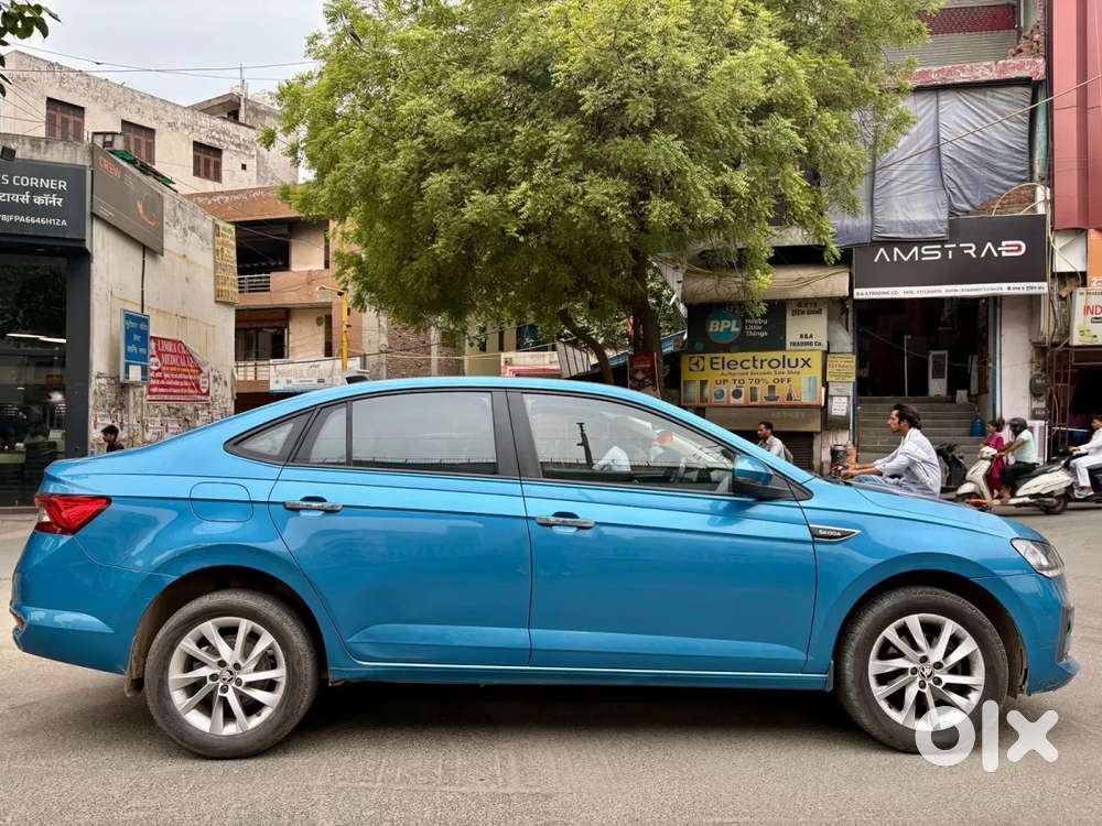 Skoda Slavia Ambition 1.0l Tsi At, 2024, Petrol