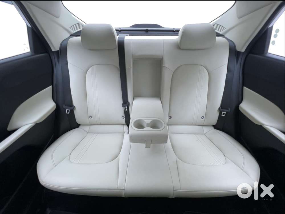 Hyundai Verna 1.5 Sx (o) Vtvt Ivt, 2023, Petrol