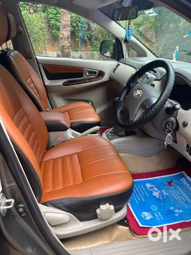 Toyota Innova 2014 Diesel Well Maintained.