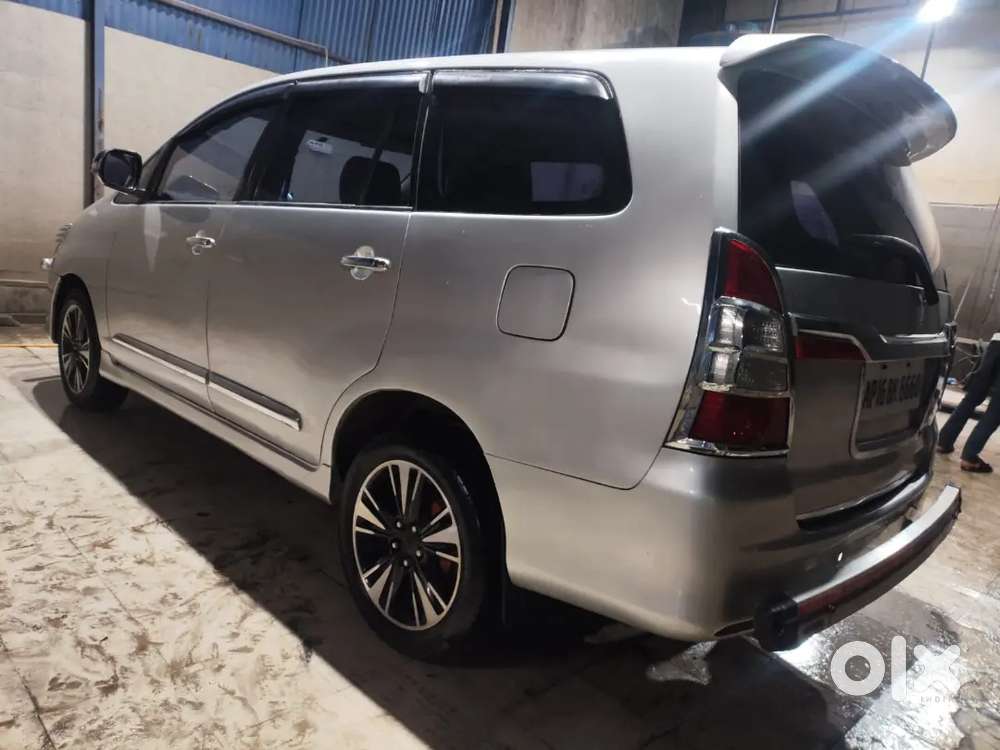 Toyota Innova 2.5v 2008