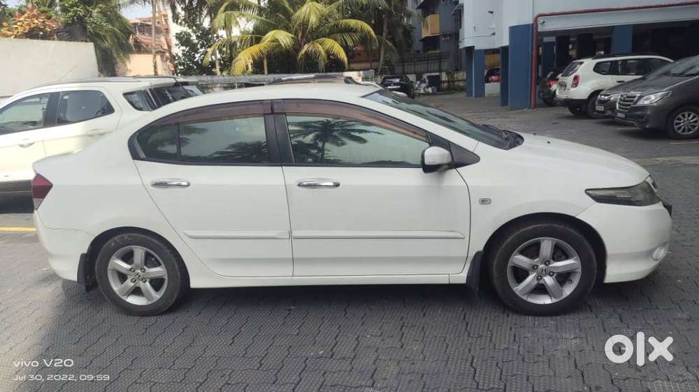 Honda City 1.5 V I-vetc Mt 1st Owner