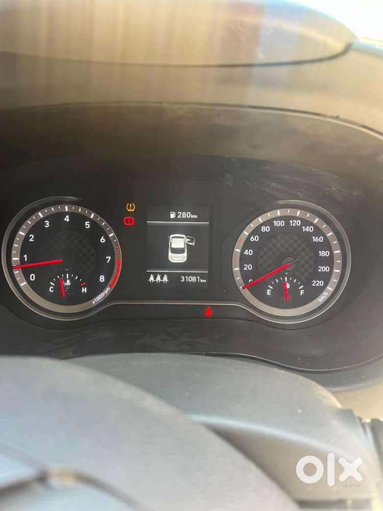 Hyundai Aura 2023 Petrol 31081 Km Driven
