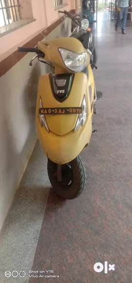 Second hand deals scooty zest