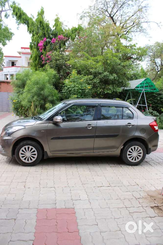 Maruti Suzuki Dzire 2017 Petrol Well Maintained