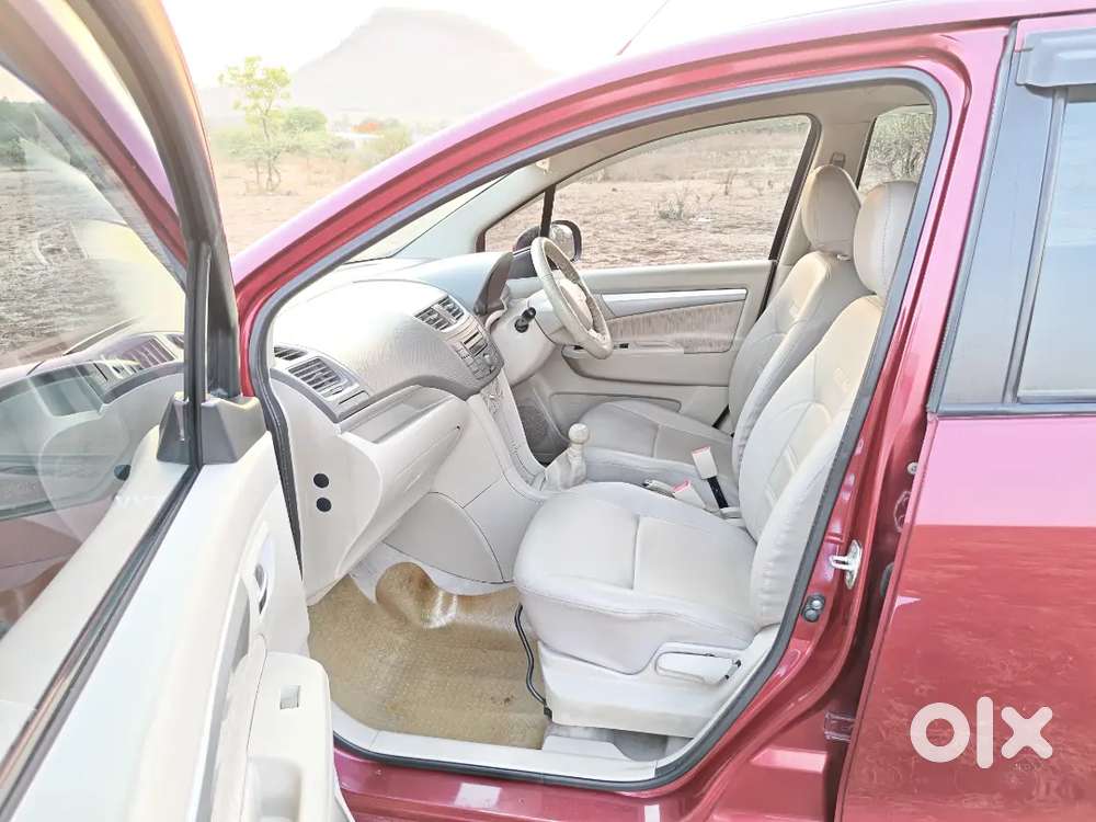 Maruti Suzuki Ertiga 2012