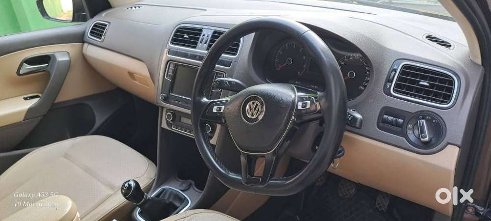 Volkswagen Vento 1.6 Highline, 2019, Petrol
