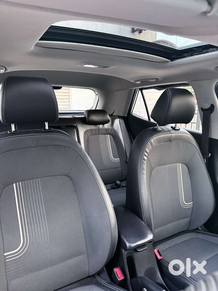 Hyundai Venue, 2019, Petrol