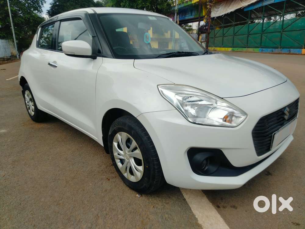 Maruti Suzuki Swift Vxi 1.2 Abs Bs-iv, 2018, Petrol