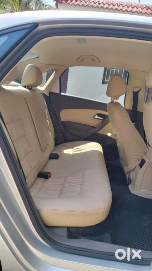 Volkswagen Vento Petrol Highline, 2011, Petrol