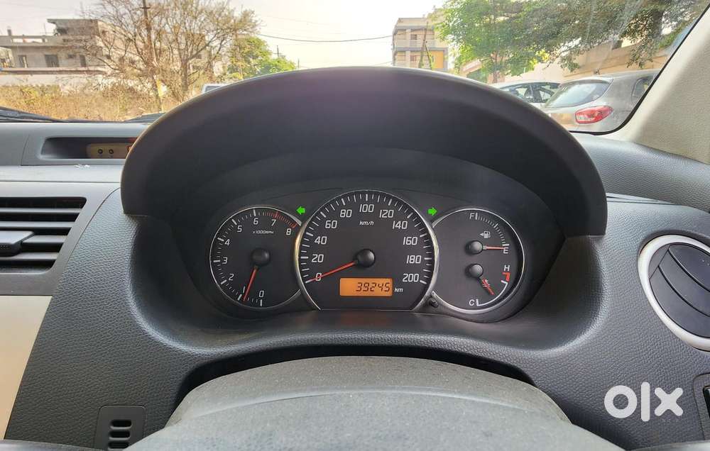 Maruti Suzuki Swift Vxi + Manual, 2011, Petrol