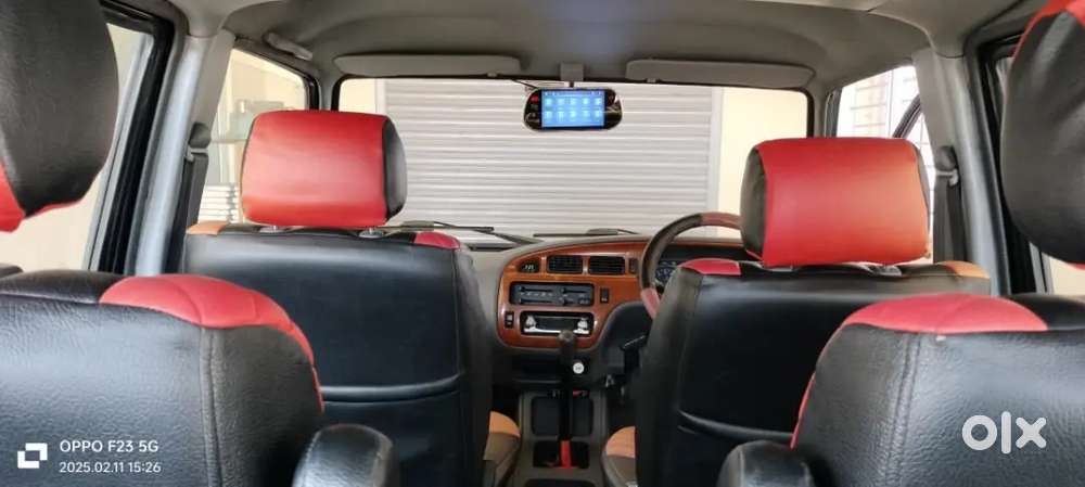 Toyota Qualis Diesel 2004 Car 7 Seater