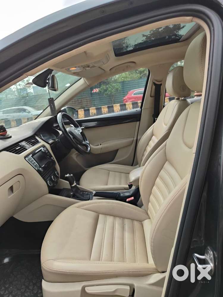 Skoda Octavia 1.8 Elegance Tsi At, 2015, Petrol