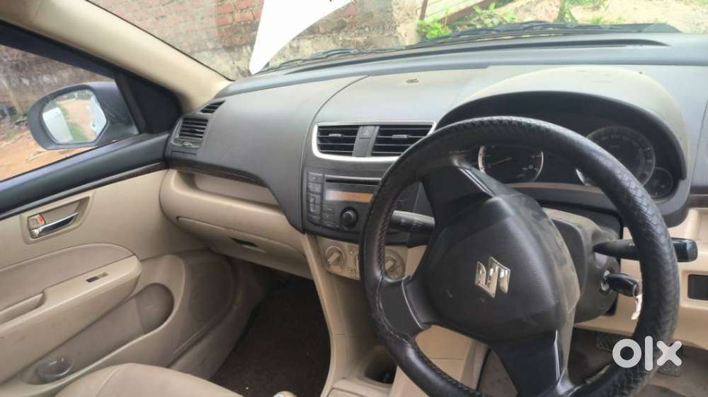 Maruti Suzuki Swift Dzire 1.2 Vxi Bsiv, 2014, Petrol