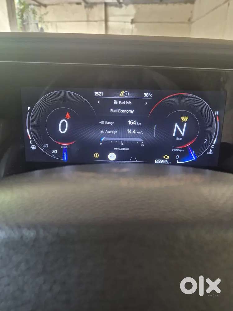 Mahindra Xuv700 2022 Diesel 87000 Km Driven