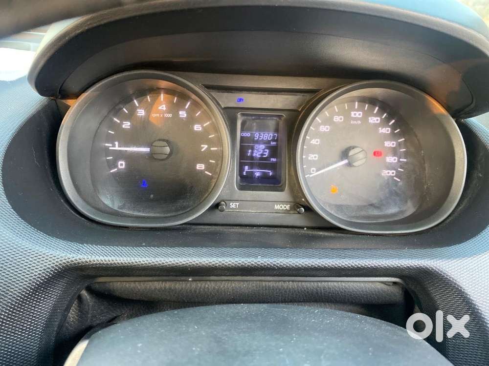 Tata Tigor Xe, 2017, Diesel